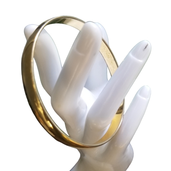 MONET VINTAGE 1960S GOLDTONE BANGLE BRACELET - Picture 4 of 5